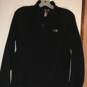 Black North Face Quarter-zip Size M